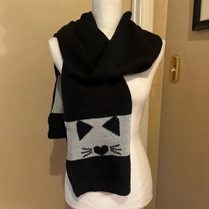 Black and Gray Cat Face Scarf